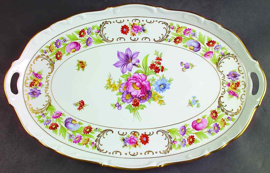 Royale Large Oval Tray by Oscar De La Renta-1