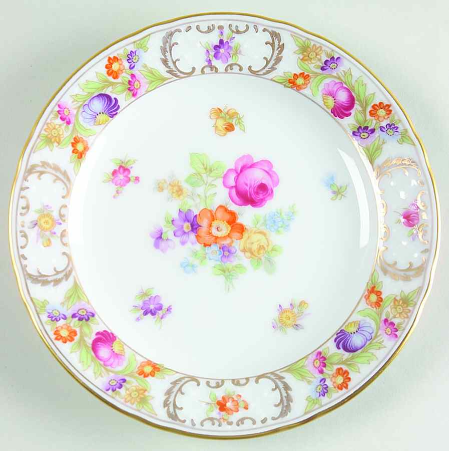 Royale Dessert/Pie Plate by Oscar De La Renta-1