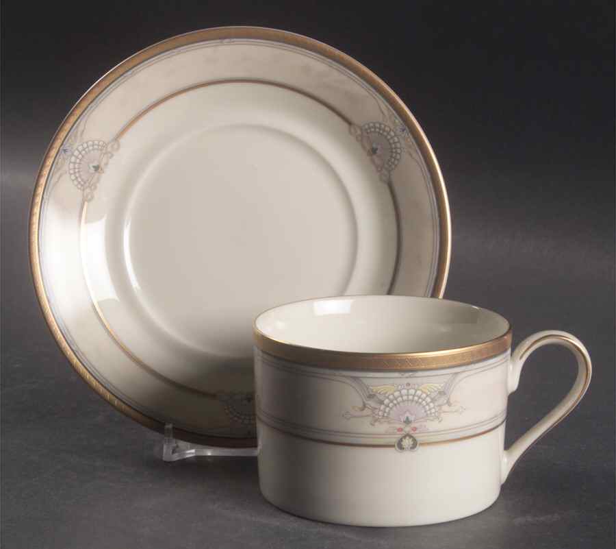 Seascape Flat Cup & Saucer Set by Oscar De La Renta-1