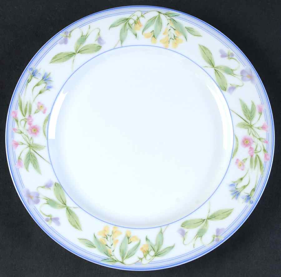 Spring Delight Salad Plate by Oscar De La Renta-1