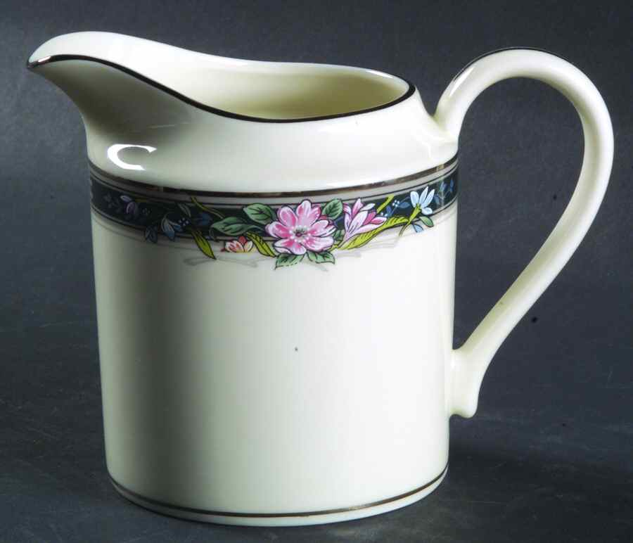 Twilight Bouquet Creamer by Oscar De La Renta-1