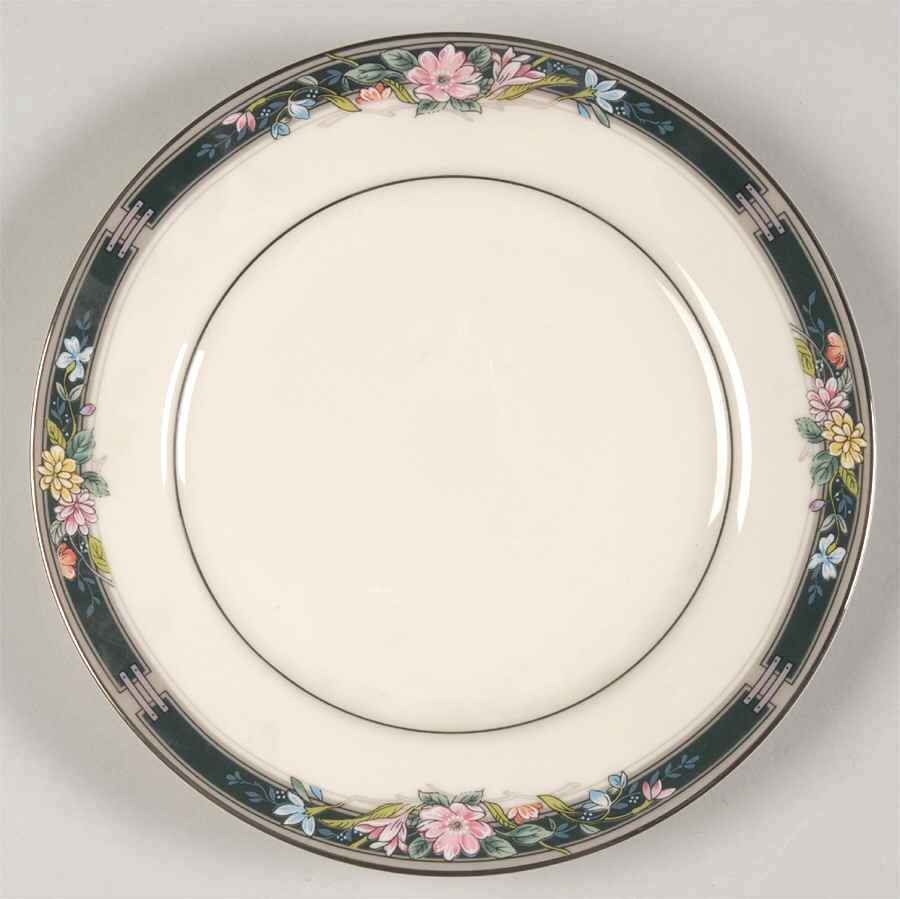 Twilight Bouquet Bread & Butter Plate by Oscar De La Renta-1