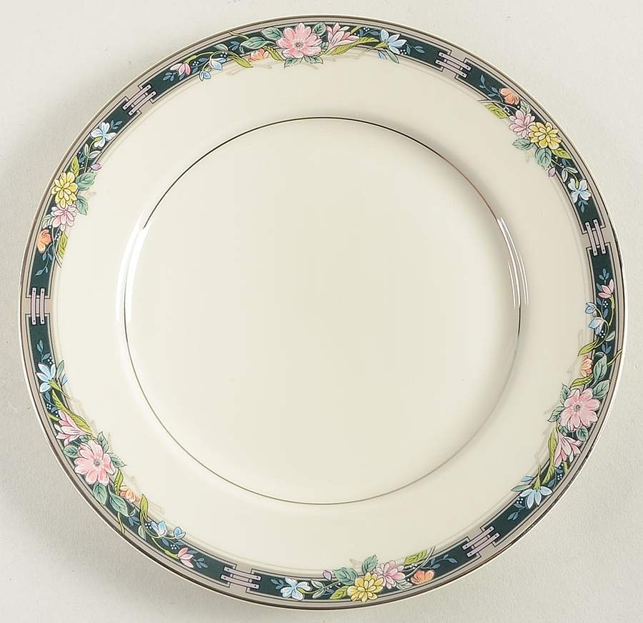Twilight Bouquet Salad Plate by Oscar De La Renta-1