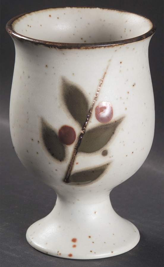 Bittersweet 1o Oz China Goblet by Otagiri-1