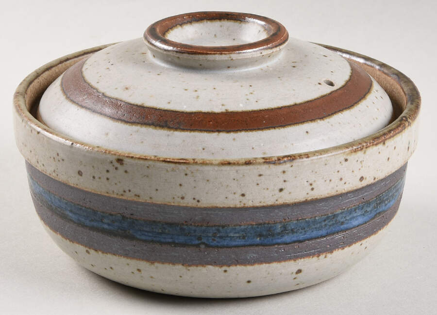 Horizon 1 Pt Round Covered Casserole by Otagiri-1