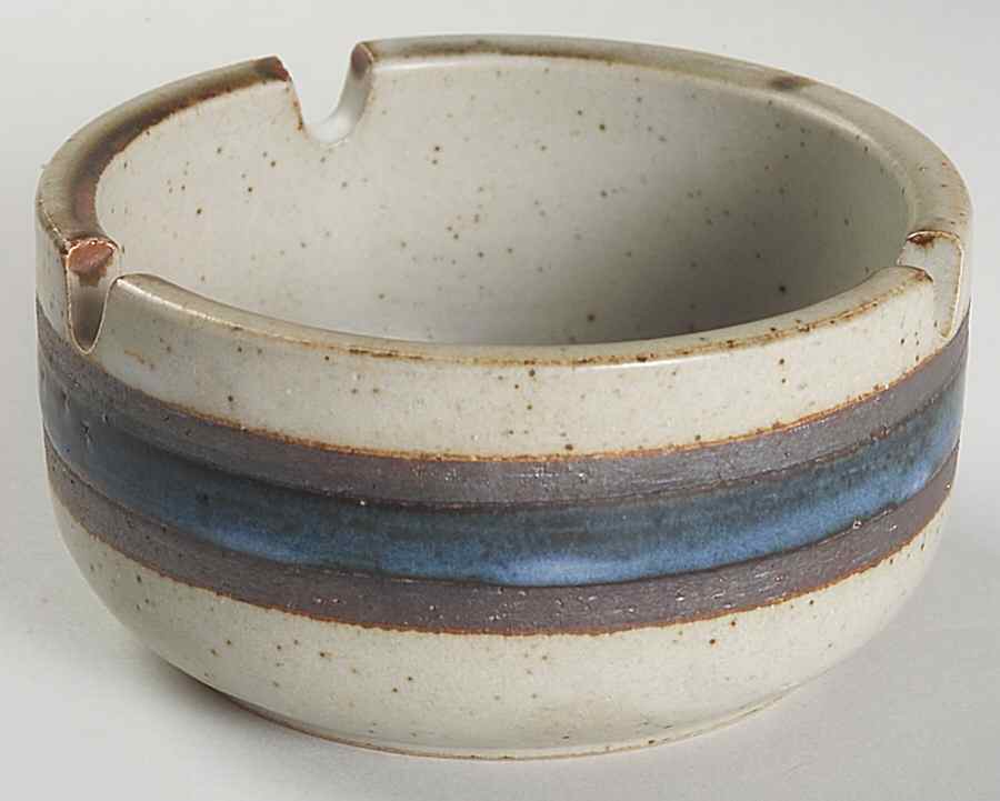 Horizon 4" Ashtray by Otagiri-1