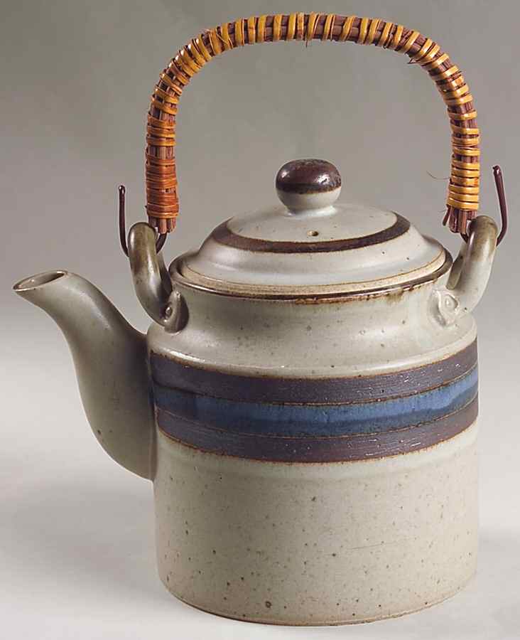 Horizon Teapot & Lid by Otagiri-1