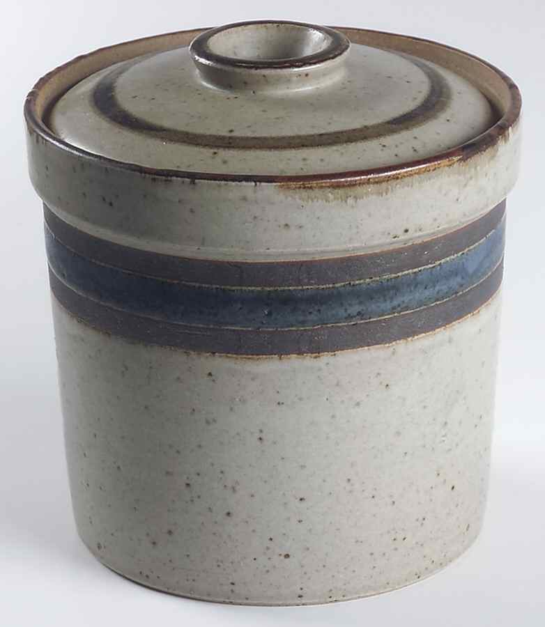 Horizon Medium Canister & Lid by Otagiri-1