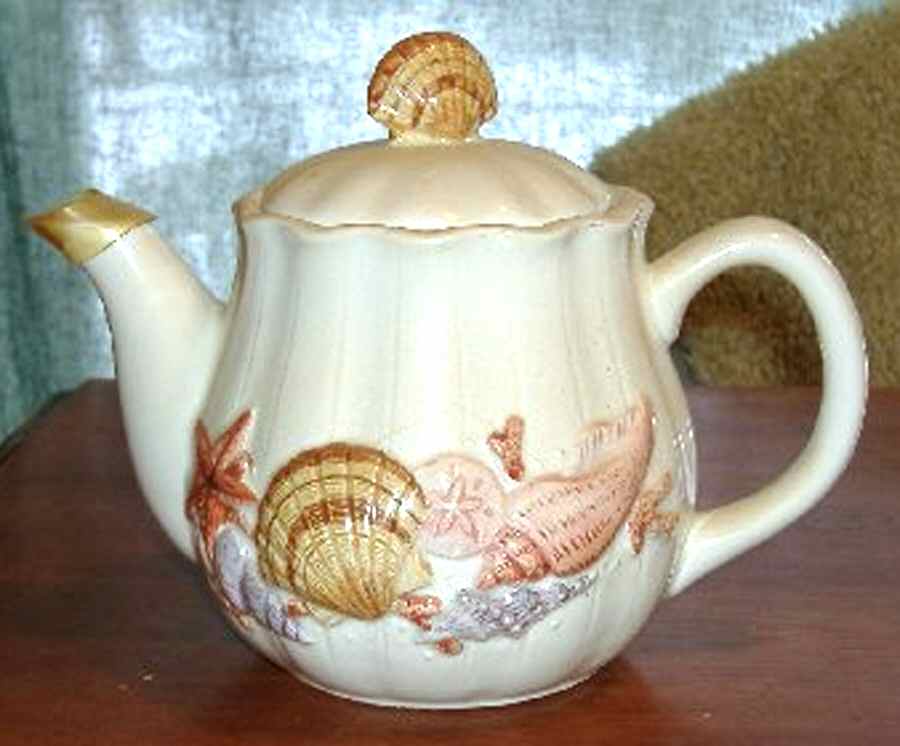 Shell Teapot & Lid by Otagiri-1