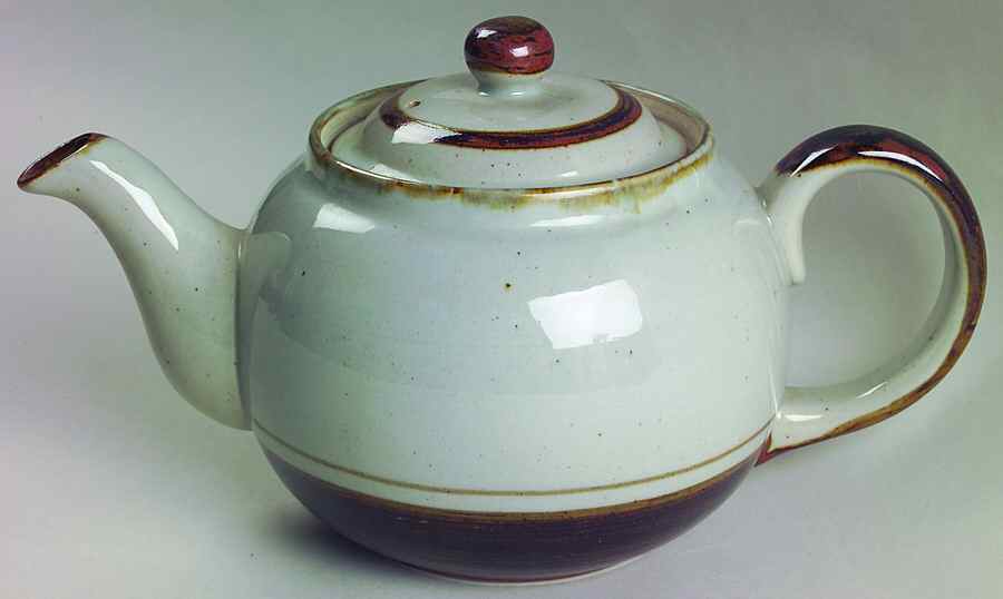 Sierra Teapot & Lid by Otagiri-1