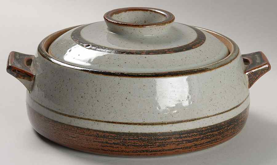 Sierra 1.25 Qt Round Covered Casserole by Otagiri-1