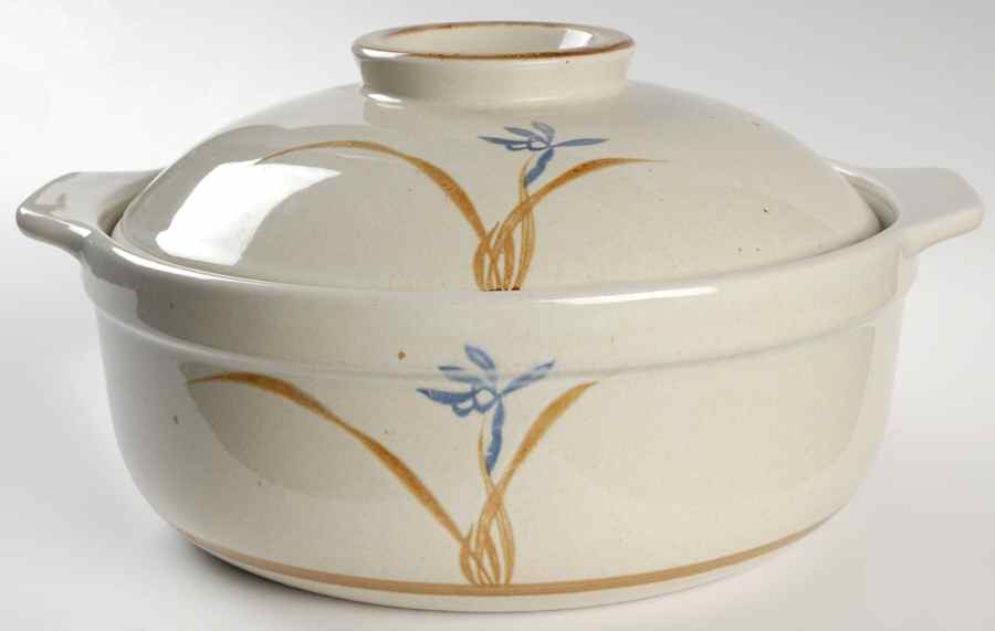 Wild Iris 2 Qt Round Covered Casserole by Otagiri-1