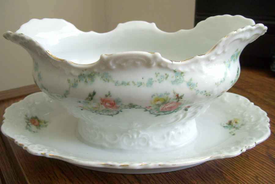 OHM82 Gravy Boat with Attached Underplate by Hermann Ohme-1