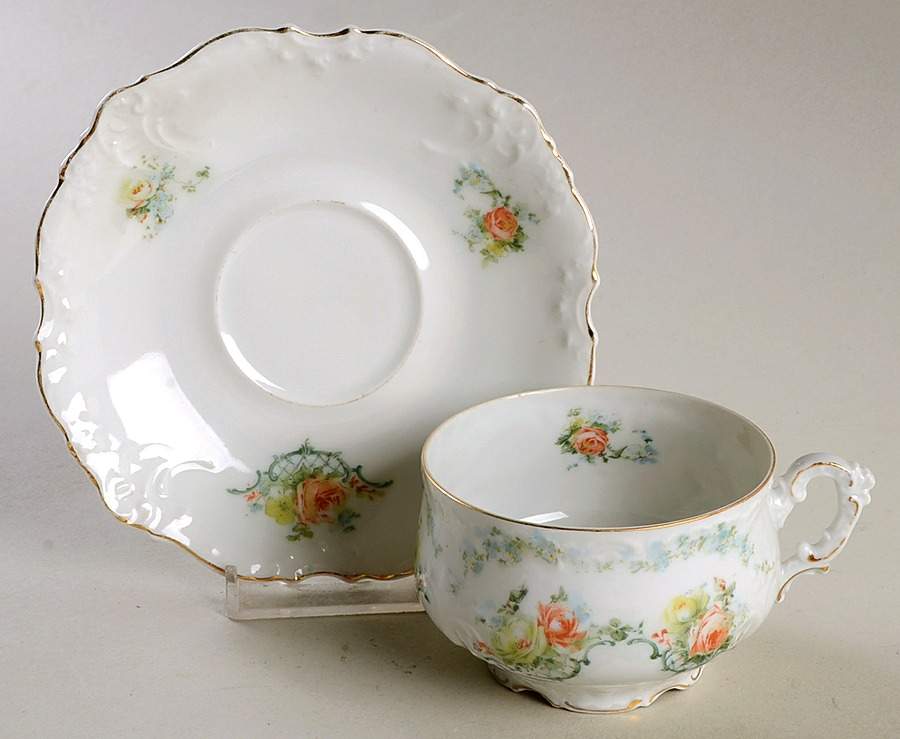 OHM82 Flat Cup & Saucer Set by Hermann Ohme-1