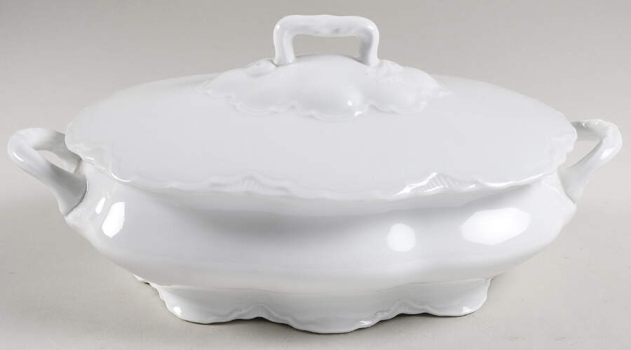 OSG33 Oval Covered Vegetable by Oscar & Edgar Gutherz-1