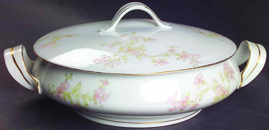 OSG1 Round Covered Vegetable by Oscar & Edgar Gutherz-1
