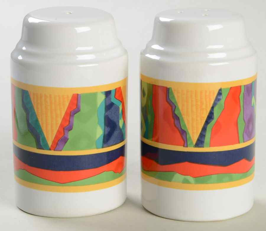 Vibrato Salt & Pepper Set by Oneida-1