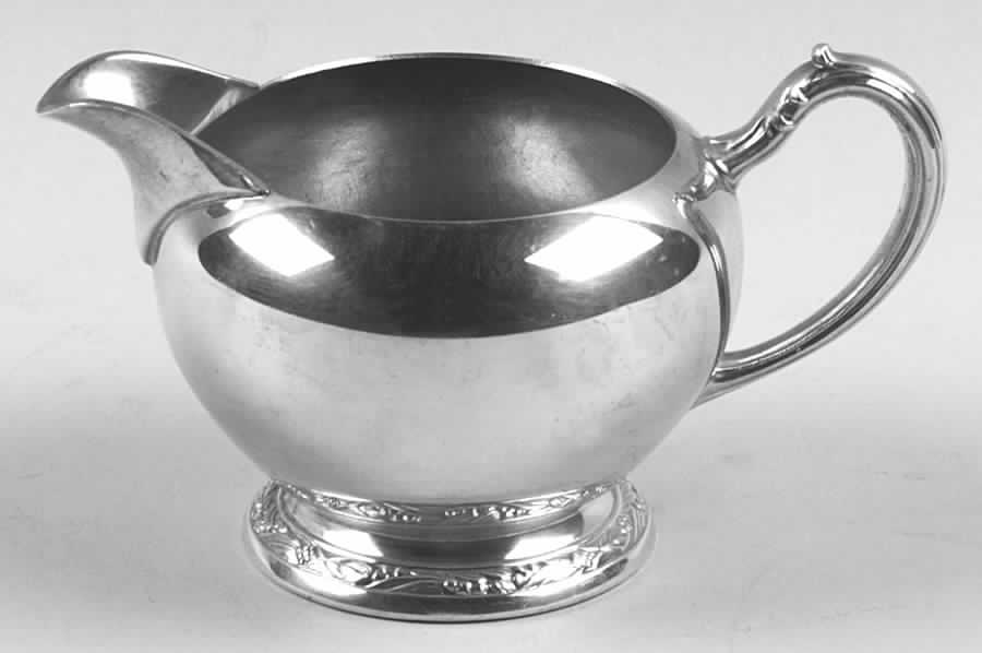 Maybrook (Silverplate Hollowware) Creamer by Oneida Silver-1
