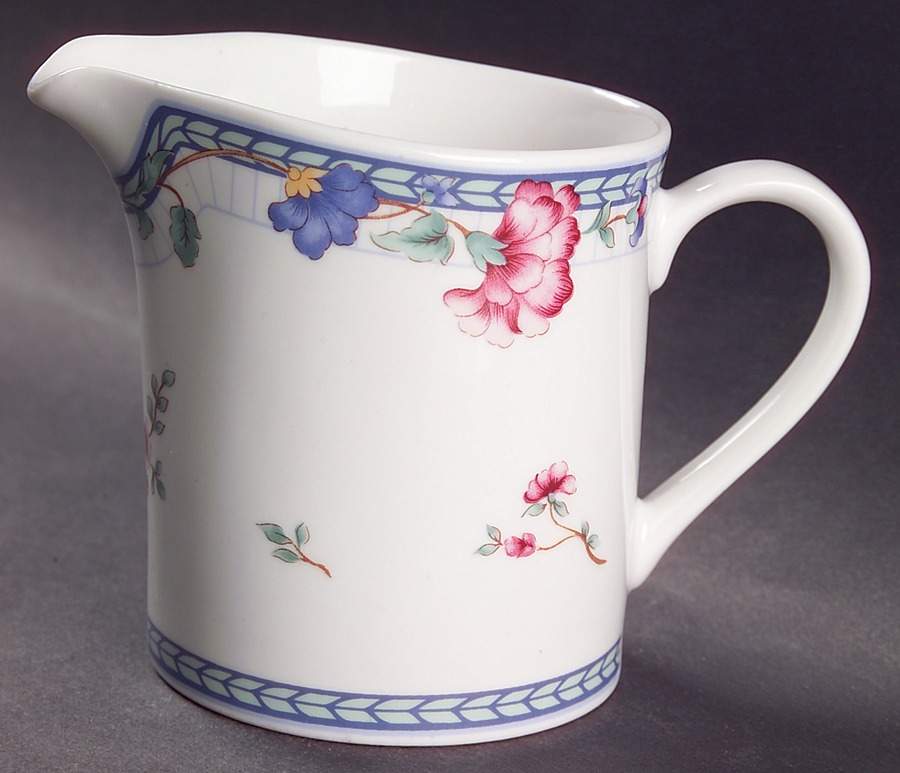 Blue Lattice Creamer by Oneida-1