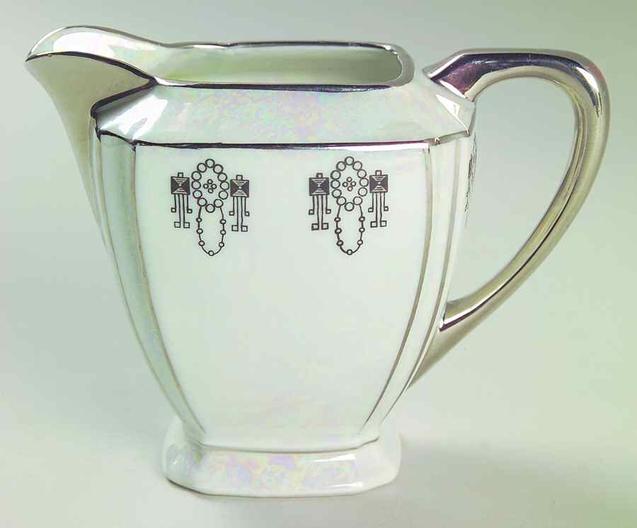 Colonial Creamer by Oakland-1
