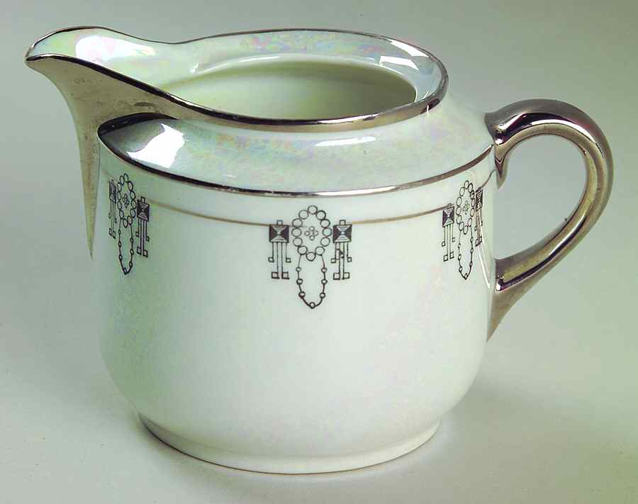 Colonial Creamer by Oakland-1