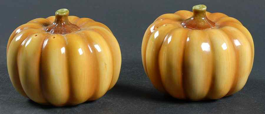 Pumpkin Salt & Pepper Set by Otagiri-1
