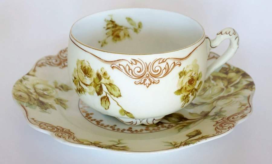 OHM7 Flat Cup & Saucer Set by Hermann Ohme-1
