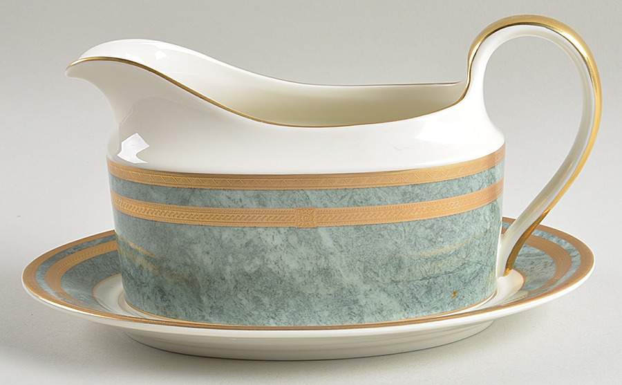 Jade Florentine Gravy Boat & Underplate by Oscar De La Renta-1