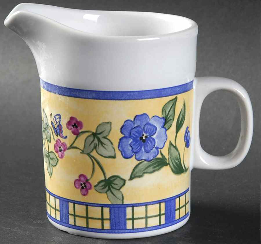 French Provincial Creamer by Oneida-1