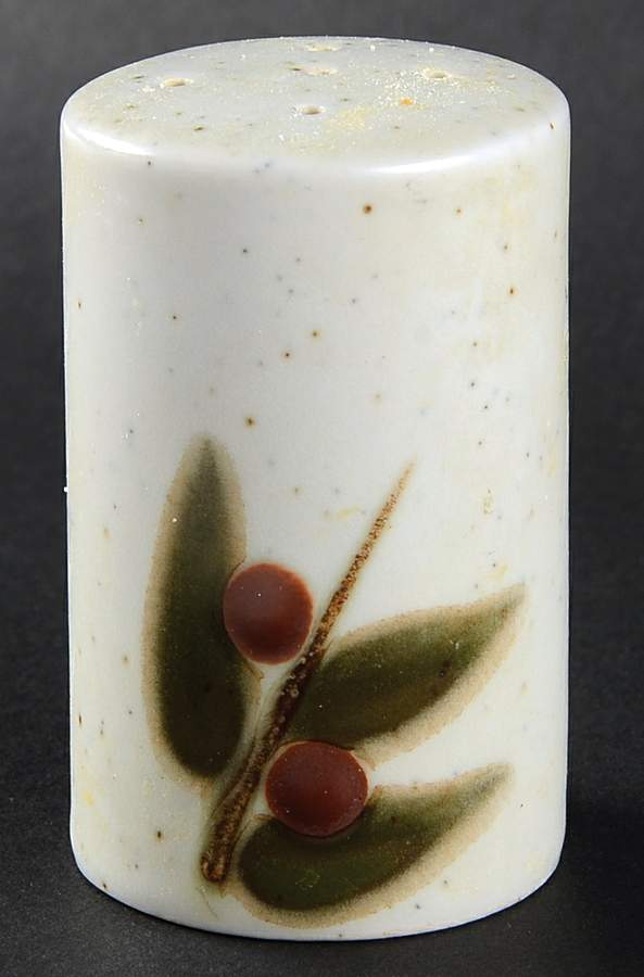 Bittersweet Pepper Shaker by Otagiri-1