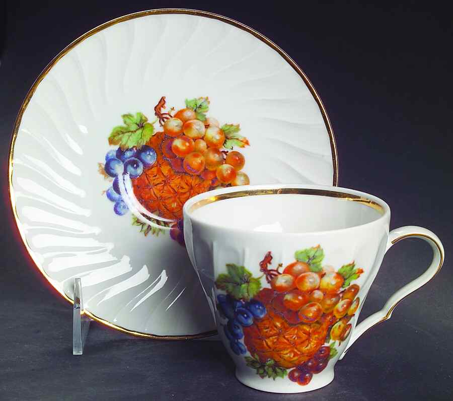 OLU1 Flat Cup & Saucer Set by Old Nuremberg-1
