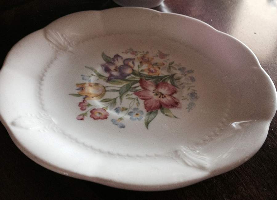 June Saucer by Oneida-1