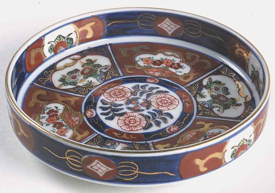 Gold Imari Small Ashtray by Otagiri-1