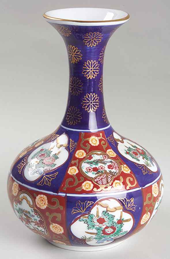 Gold Imari 8" Vase by Otagiri-1