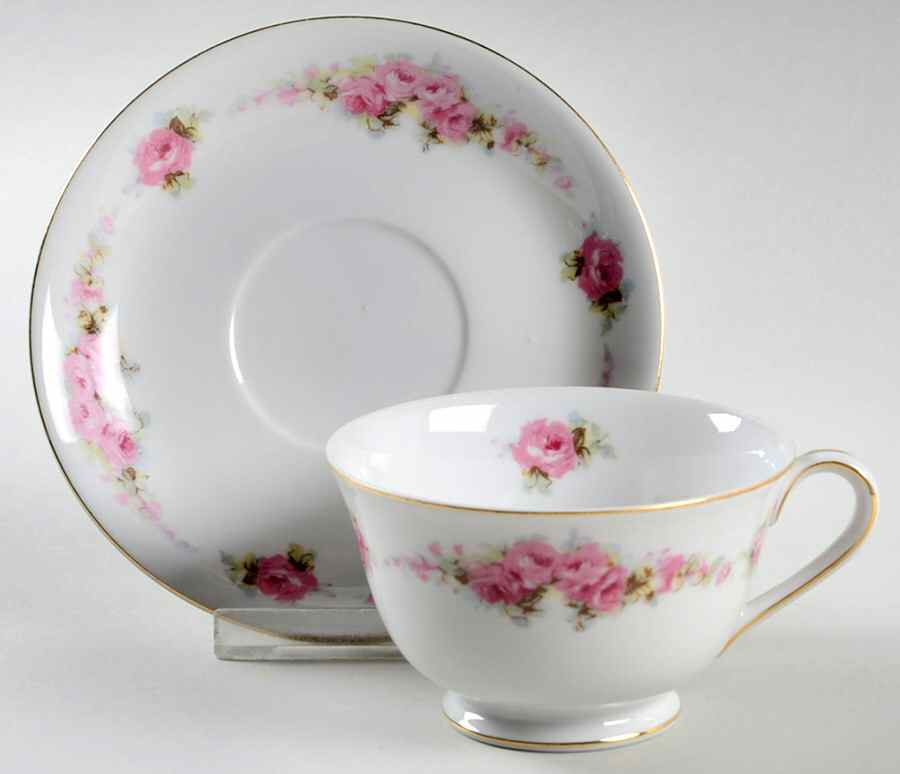 ORI8 Footed Cup & Saucer Set by Orion (Japan)-1