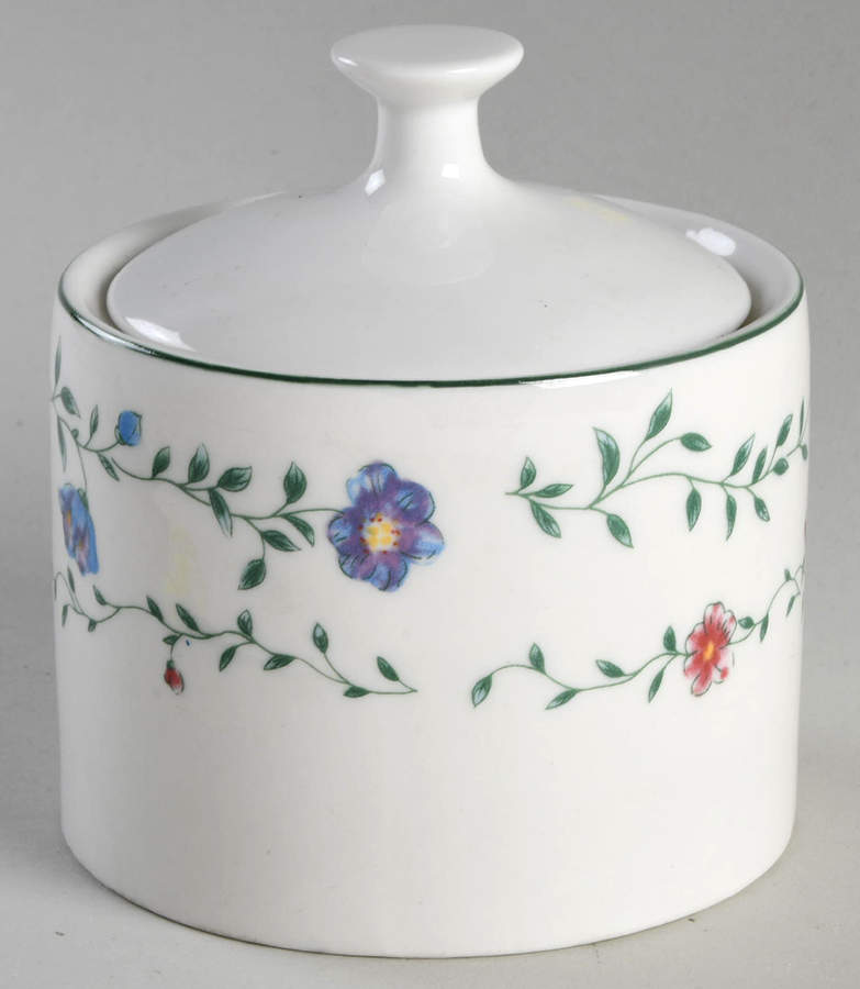 Amelia Sugar Bowl & Lid by Oneida-1