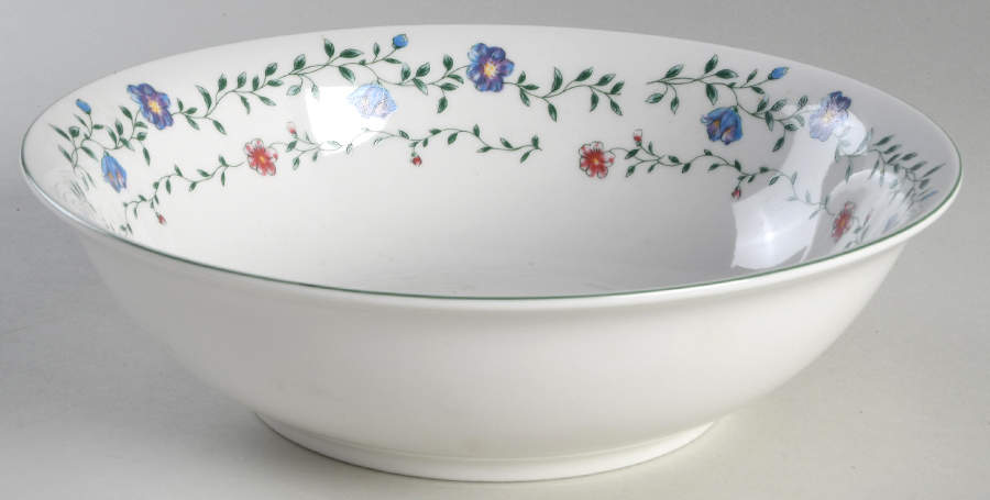 Amelia 9" Round Vegetable Bowl by Oneida-1