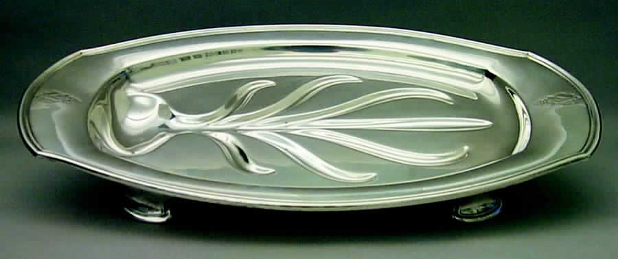 Bird of Paradise (Silverplate, 1923, Hollowware) Small Plated Footed Meat Platter with Well by Oneida Silver-1
