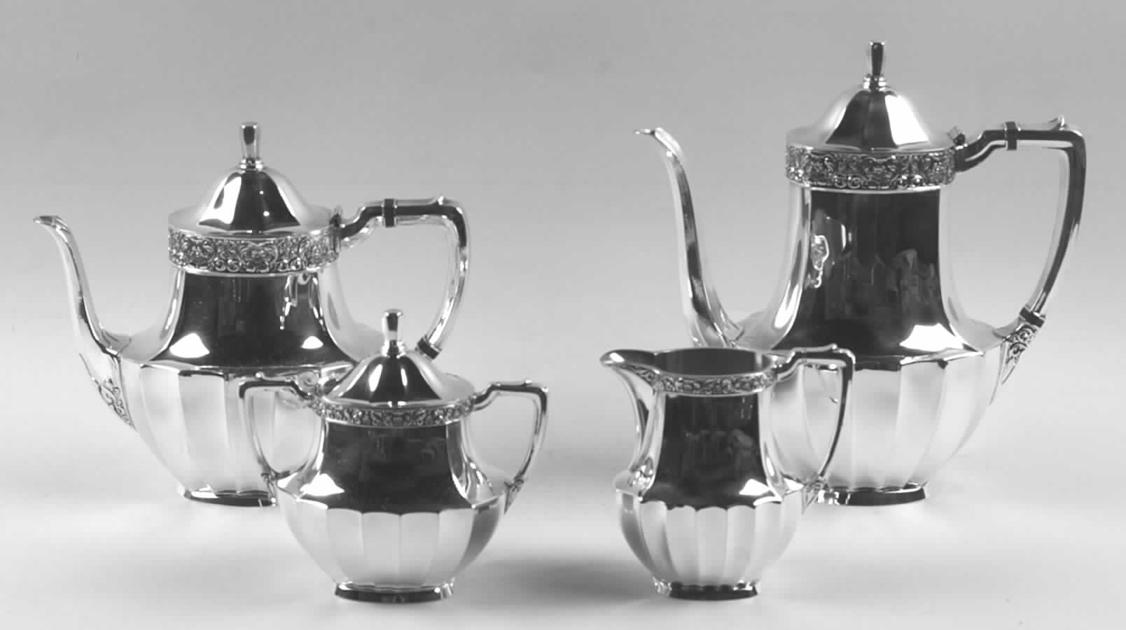 Coronation (Silverplate, Hollowware) (4 Piece) Silverplate Tea Set by Oneida Silver-1