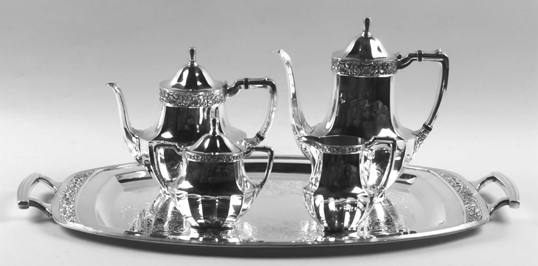 Coronation (Silverplate, Hollowware) 5-Piece Silverplate Tea Set (with Tray) by Oneida Silver-1