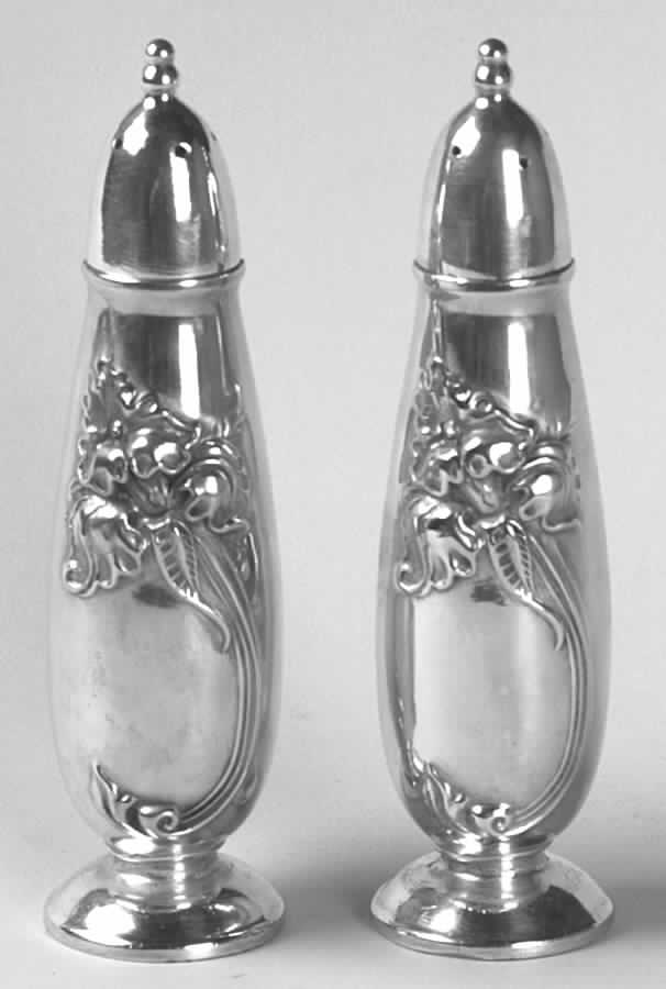 White Orchid (Silverplate, 1953, Hollowware) Salt & Pepper Set by Oneida Silver-1