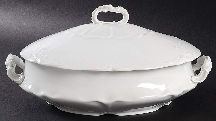 OSG53 Oval Covered Vegetable by Oscar & Edgar Gutherz-1