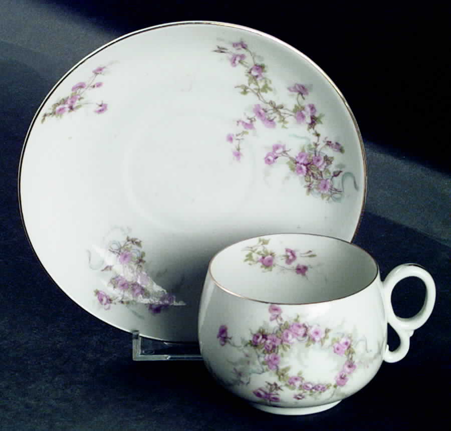 OSG54 Flat Cup & Saucer Set by Oscar & Edgar Gutherz-1