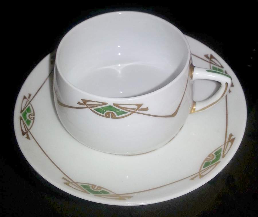OHM19 Flat Cup & Saucer Set by Hermann Ohme-1