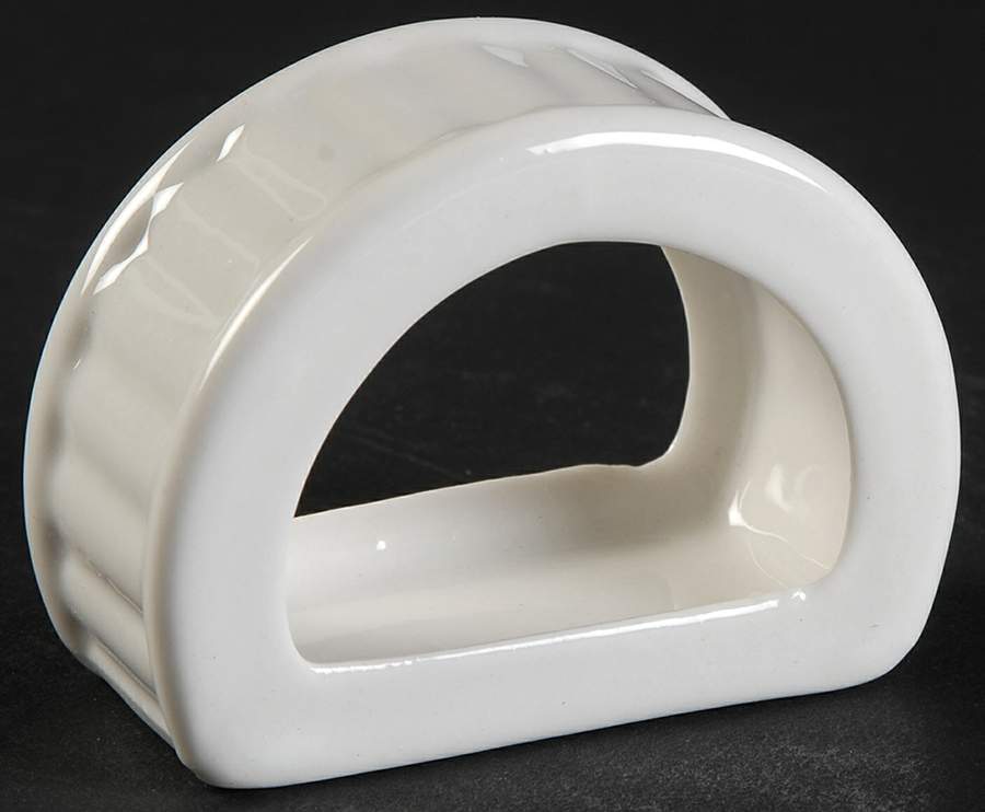 Athena Ariel Napkin Ring by Oneida-1