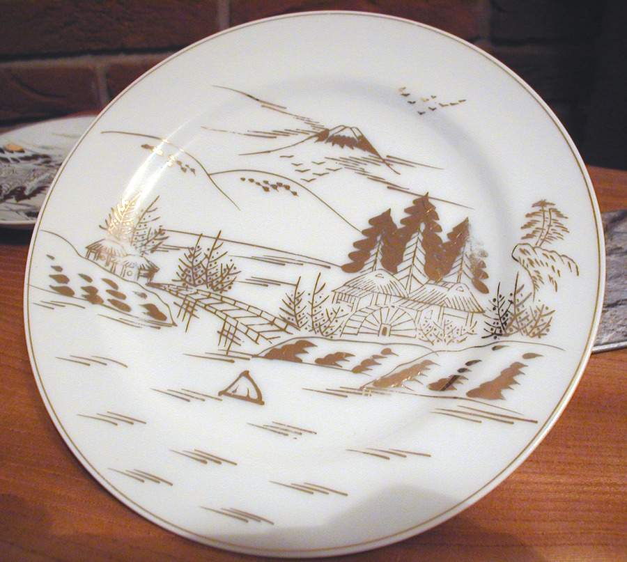 ORI9 Dinner Plate by Orion (Japan)-1