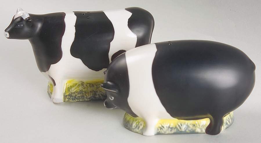 Barnyard Animals Figural Salt & Pepper Set by Oneida-1