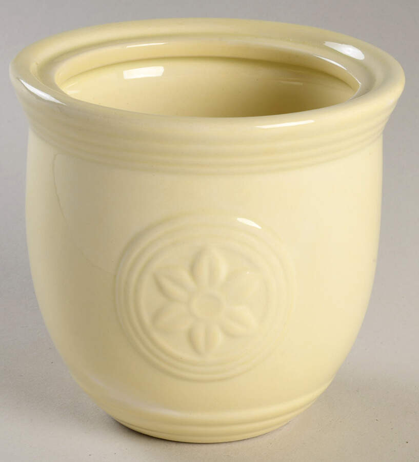Petals Cream (Gardenia) Sugar Bowl No Lid by Oneida-1