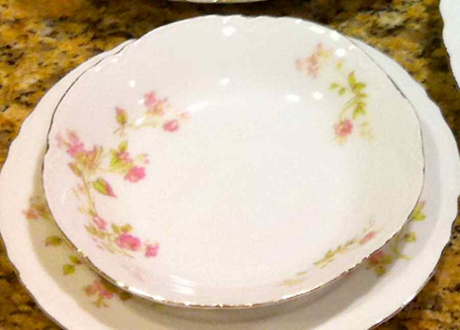 OSG101 Fruit/Dessert (Sauce) Bowl by Oscar & Edgar Gutherz-1