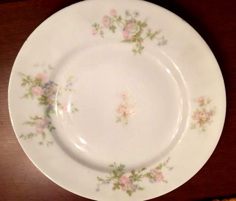 OSG114 Luncheon Plate by Oscar & Edgar Gutherz-1